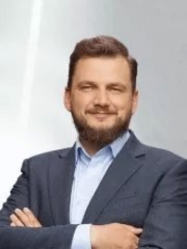Dr. Arne Elias Dr. Arne Elias