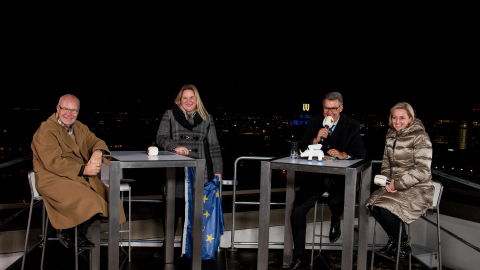 Freude über die Auszeichnung: Prof. Dr. Herbert Waldmann, Angela Märtin, OB Thomas Westphal, Heike Marzen (v.l.).