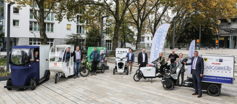 Lastenräder vor der IHK zu Dortmund