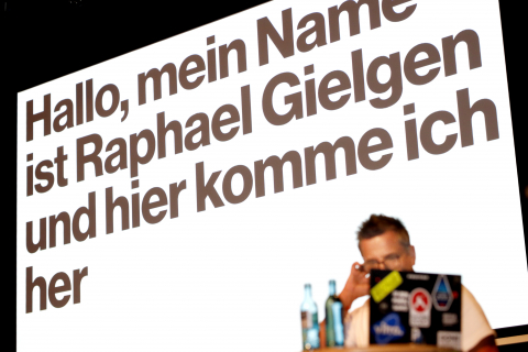 BARsession: Raphael Gielgen bei seinem Vortrag