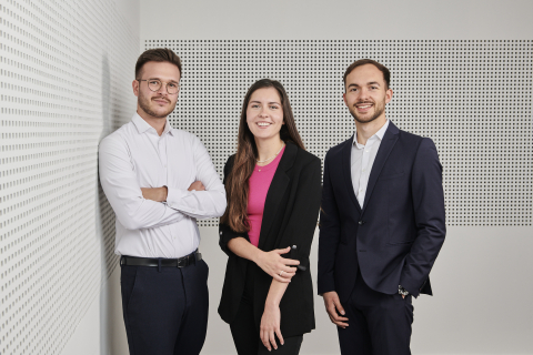 Eversion Technologies: Maximilian Starkmann, Julia Zimmermann, Timon Sutter v.l.n.r. Eversion Technologies: Maximilian Starkmann, Julia Zimmermann, Timon Sutter v.l.n.r.