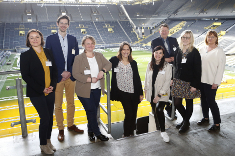 Das Organisationsteam des Cross-Mentoring-Programms Das Organisationsteam des Cross-Mentoring-Programms