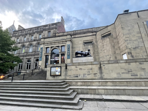 Leeds Galerie und Bibliothek