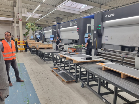 Rundgang Tailor Steel Tailor Steel