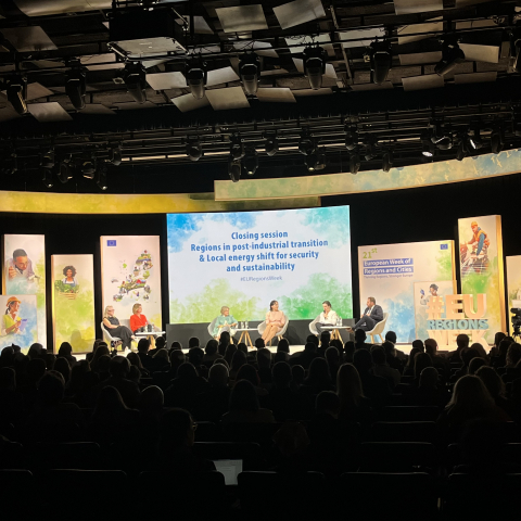 Closing session EWRC Closing session with EU Commissioner Elisa Ferreira (DG REGIO), Minister Elianne Demollin-Schneiders (Province of Limburg, NL), Cristina-Lucia Sucala (Planeta Petrila Association, RO), Konstantinos Filippidis (Association of Active Youths of Florina, GR)