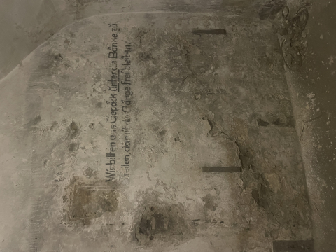 Schriftzug erinnert an vergangene Nutzung Schriftzug erinnert an vergangene Nutzung