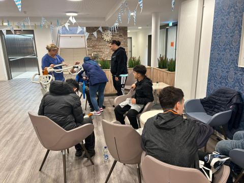 Schüler*innen bei SH-DO Geocaching Team Norden