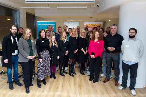 9. Gründungsstammtisch Dortmund bei der Physiocampus GmbH 9. Gründungsstammtisch Dortmund mit einigen Teilnehmenden bei der Physiocampus GmbH