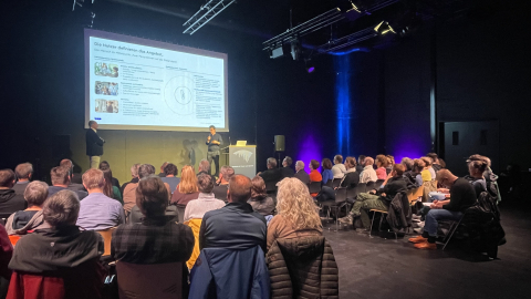 15. Bürger*innendialog in der Akademie für Theater und Digitalität 15. Bürger*innendialog in der Akademie für Theater und Digitalität