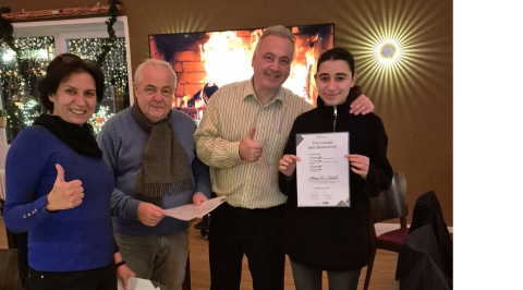 Aushändigung der Teilnahmebescheinigung