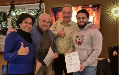 Aushändigung der Teilnahmebescheinigung