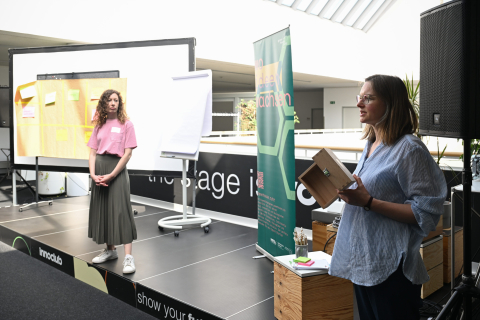 greenhouse.ruhr Stipendienprogramm: Moderationsteam Nadine Spittank und Eva Wascher