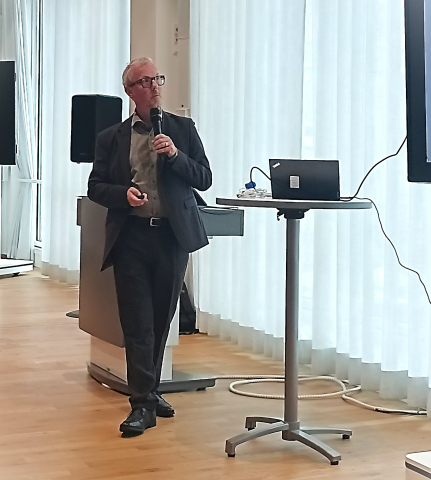 Prof. Dr. Isfort
