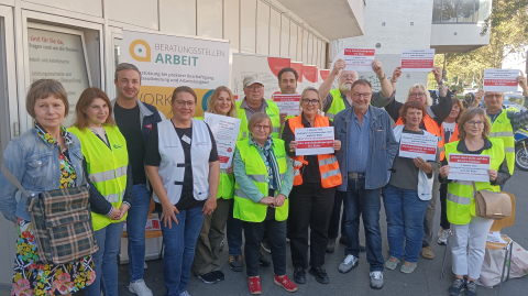 Mitarbeitende und Unterstützer der Beratungsstellen Arbeit Westfälisches Ruhrgebiet